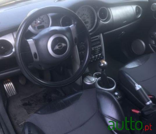 2002' MINI Cooper Cooper S photo #2