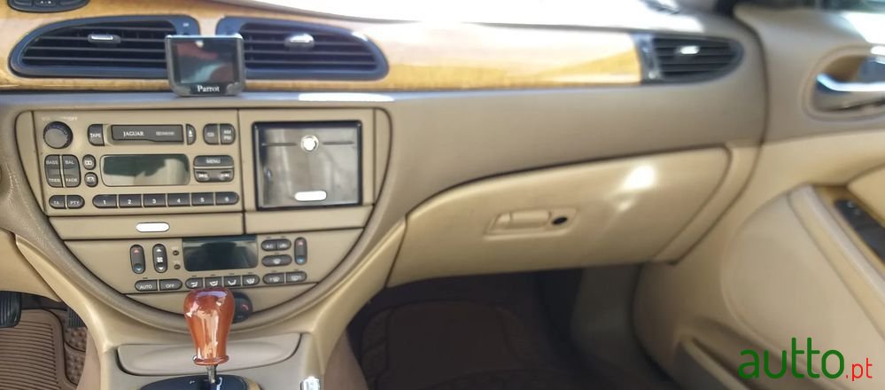 1999' Jaguar S-Type photo #3