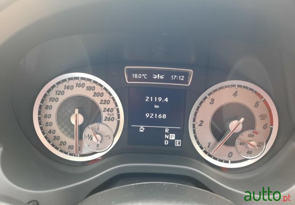 2014' Mercedes-Benz A-180 photo #4