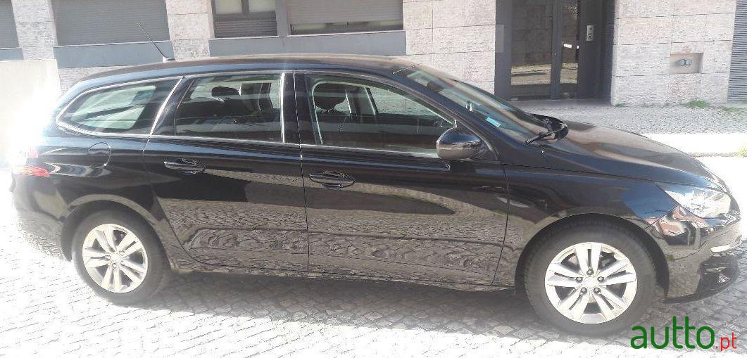 2015' Peugeot 308 Sw photo #3