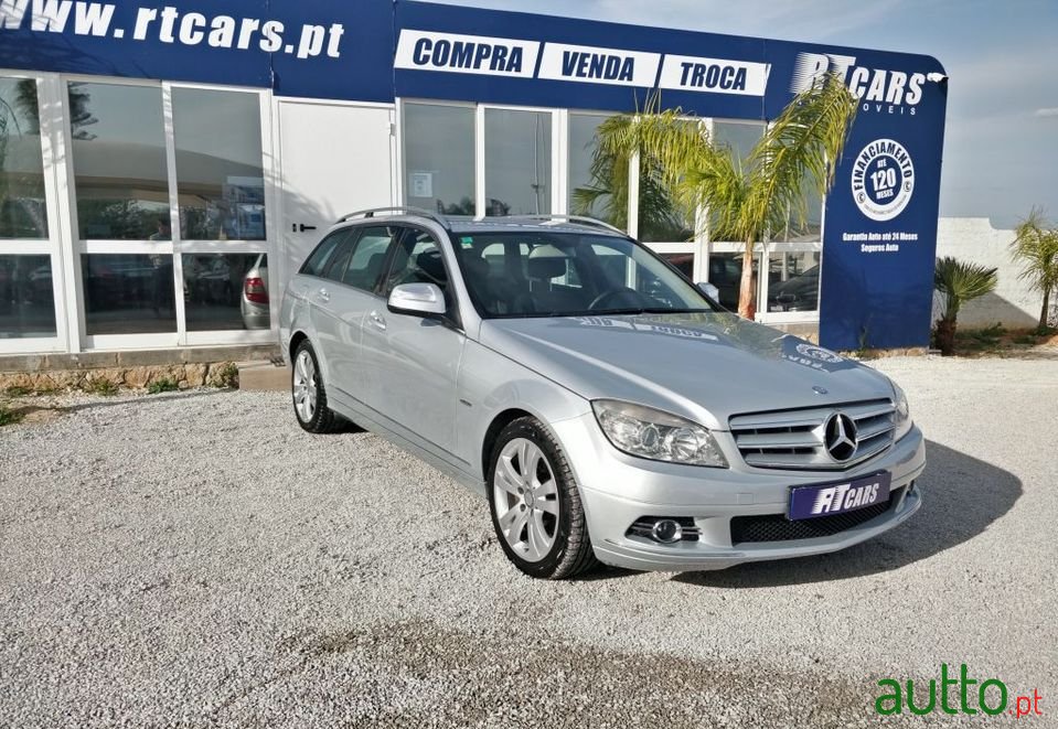 2008' Mercedes-Benz C-220 photo #1