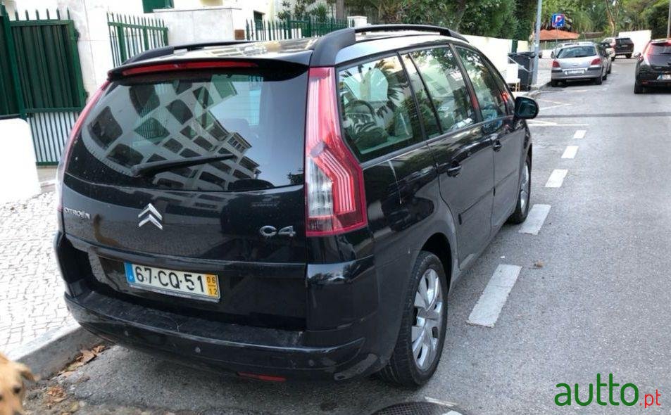 2006' Citroen C4 Grand Picasso photo #1