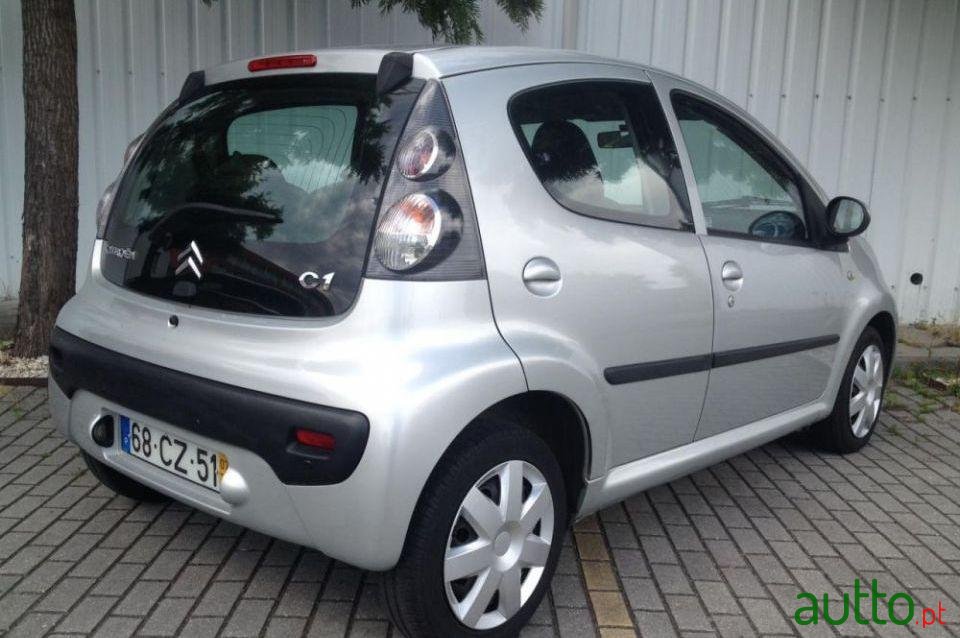 2007' Citroen C1 1.0 Sx photo #2