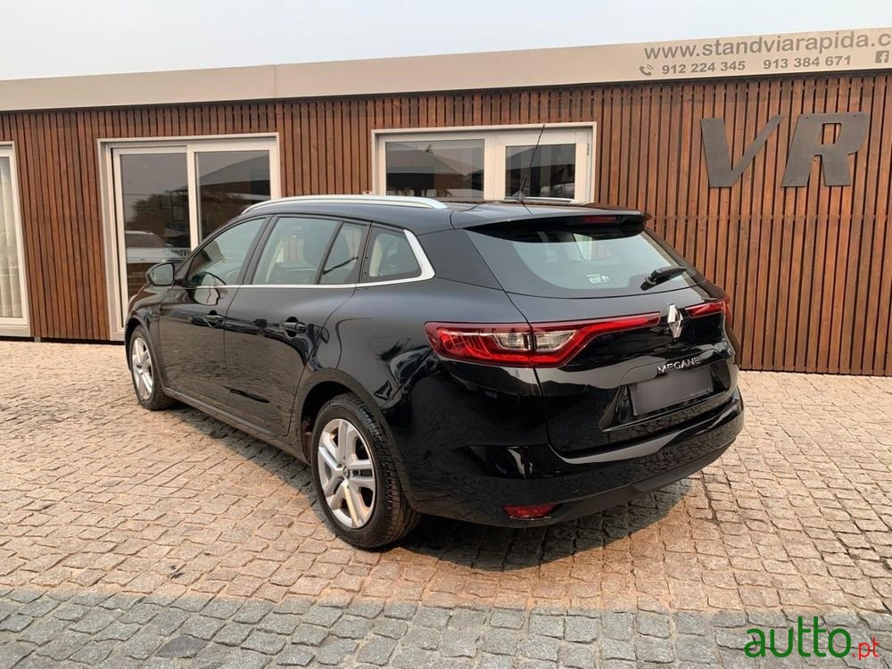 2017' Renault Megane Sport Tourer photo #4