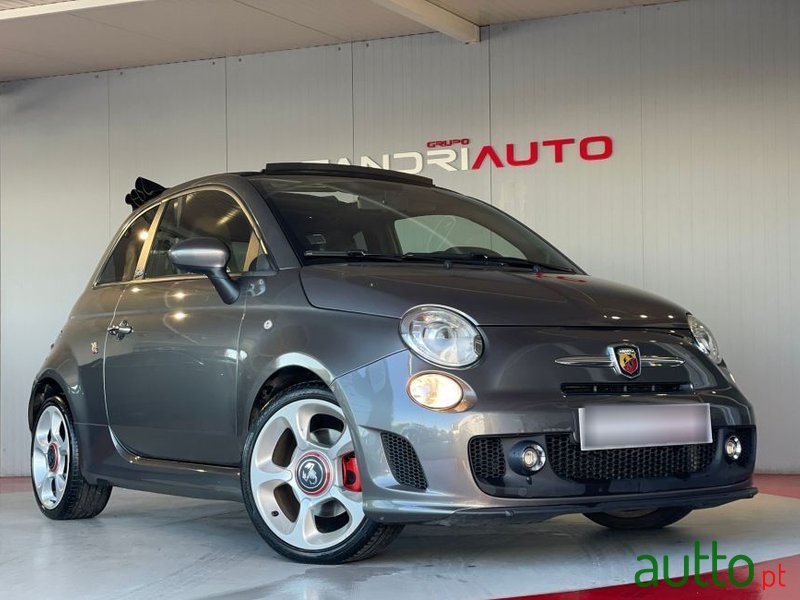 2012' Abarth 500C photo #2