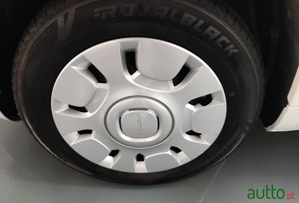 2018' Fiat Panda photo #5