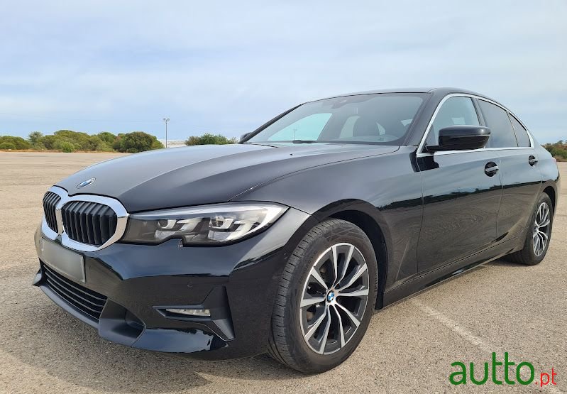 2019' BMW 320 photo #1