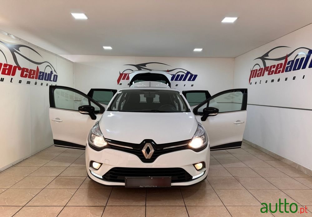 2019' Renault Clio 0.9 Tce Limited photo #5