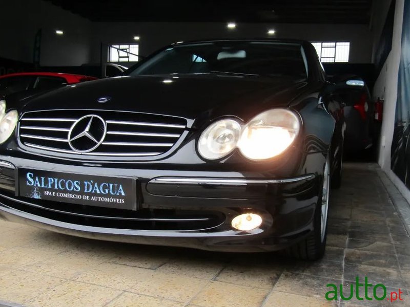 2004' Mercedes-Benz Clk-200 photo #4