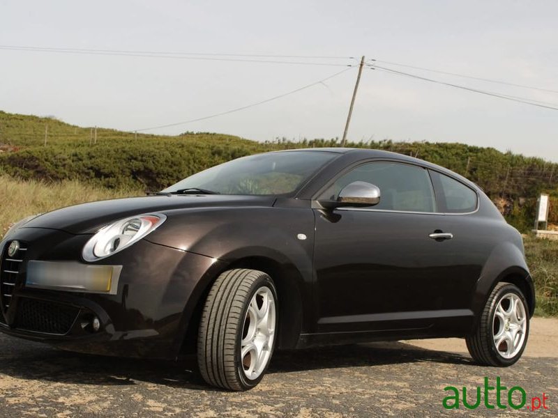 2011' Alfa Romeo MiTo photo #5