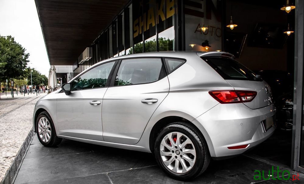 2014' SEAT Leon 1.6 Tdi Style Ecomotive photo #3