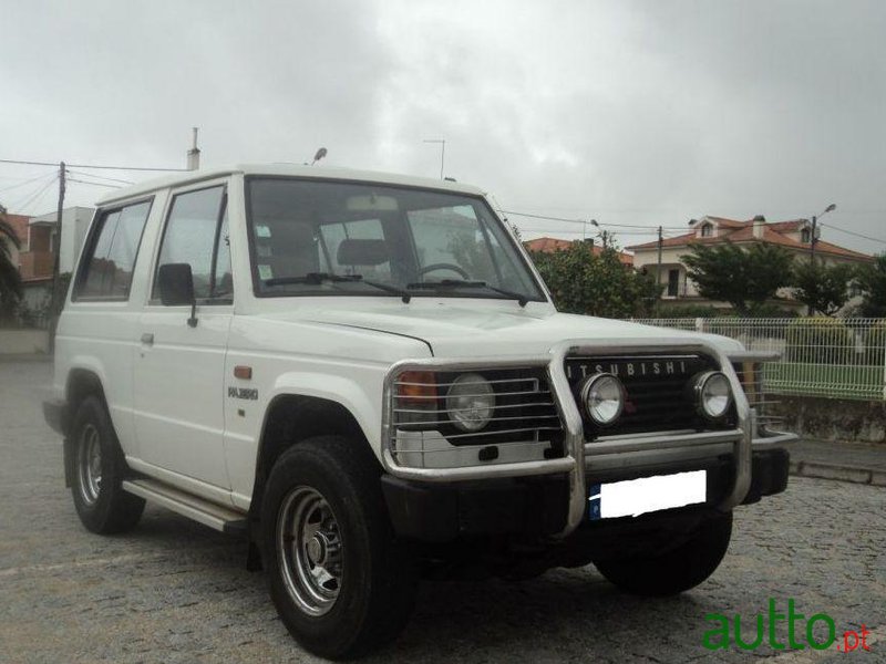 1984' Mitsubishi Pajero photo #1