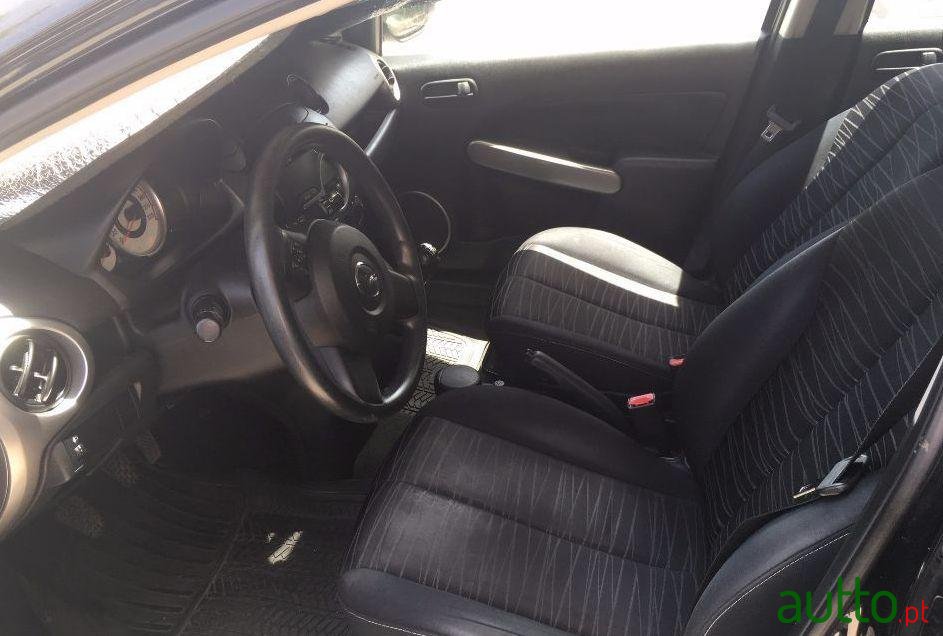 2008' Mazda 2 photo #4