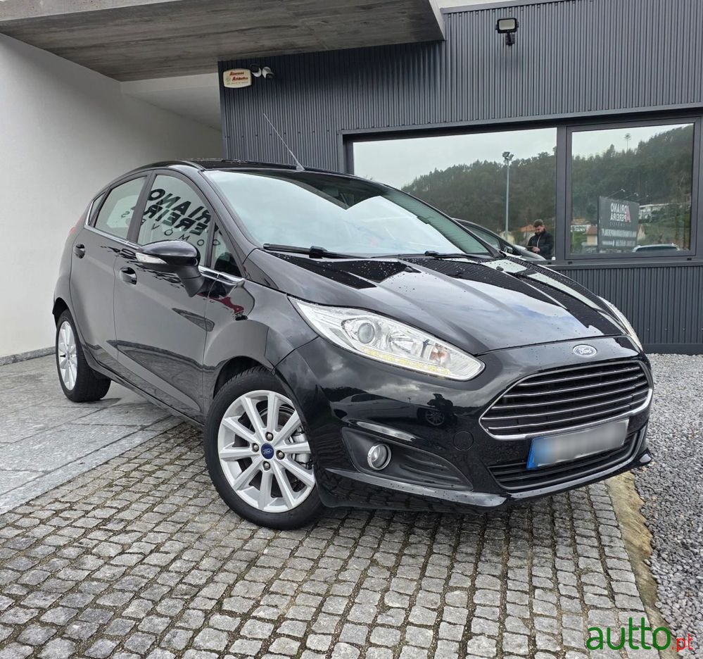 2016' Ford Fiesta photo #4