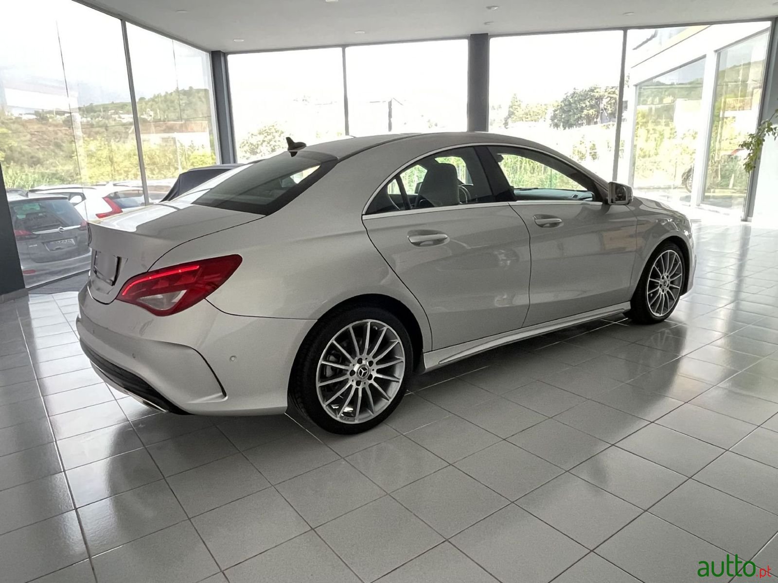 2018' Mercedes-Benz Cla-200 photo #4