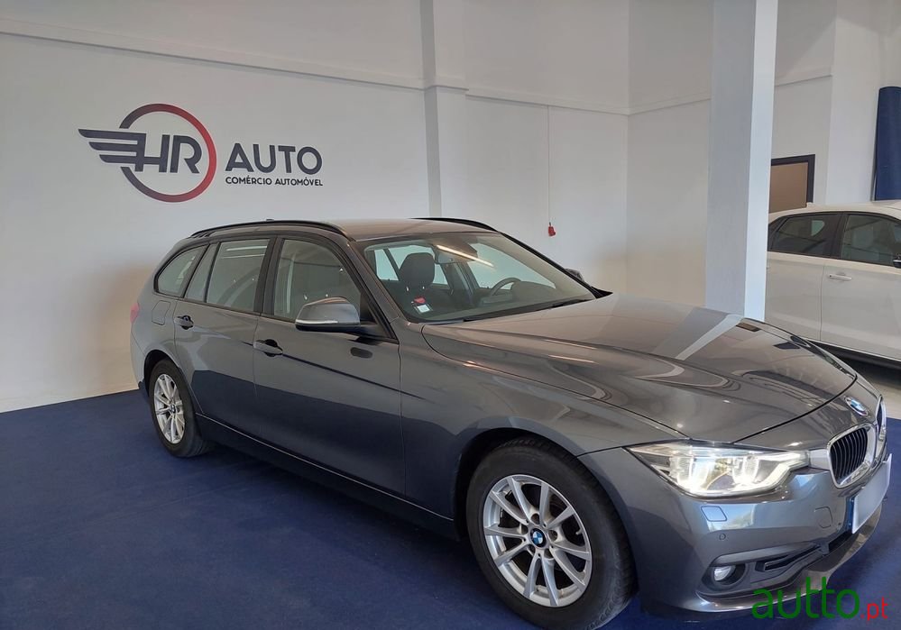 2018' BMW 318 D Touring photo #3