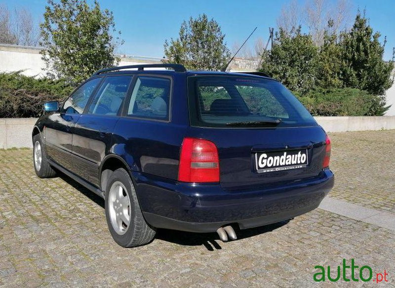 1996' Audi A4 Avant photo #3