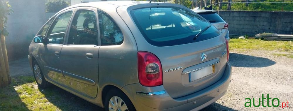 2005' Citroen Xsara Picasso photo #4