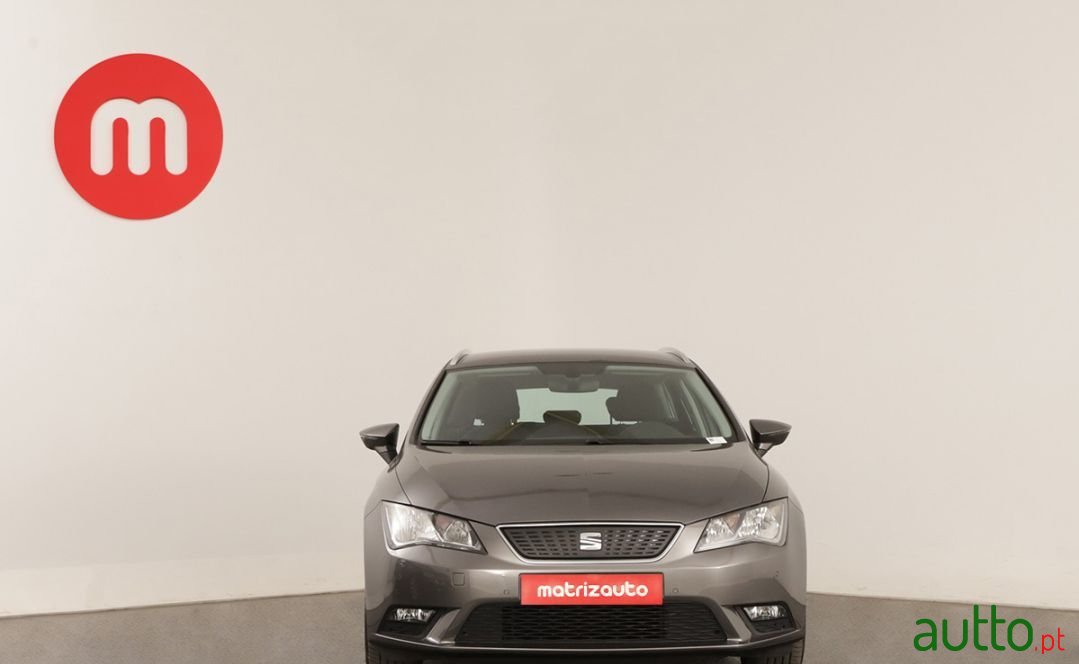 2016' SEAT Leon St photo #2