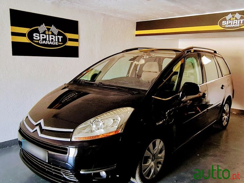 2008' Citroen C4 Grand Picasso photo #1