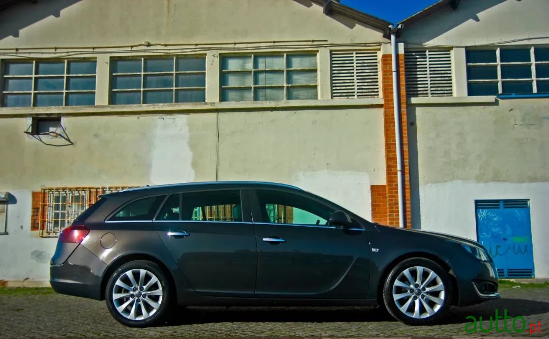 2016' Opel Insignia Sports Tourer photo #5