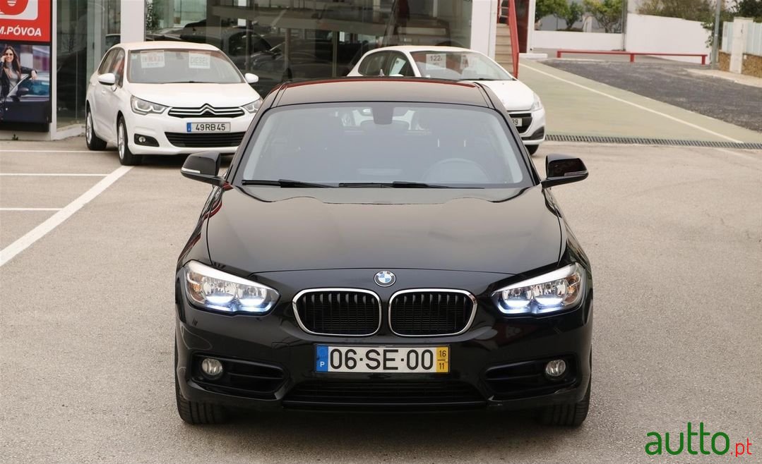 2016' BMW 118 Sport photo #2