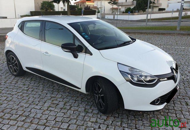 2014' Renault Clio Iv Dynamic photo #1