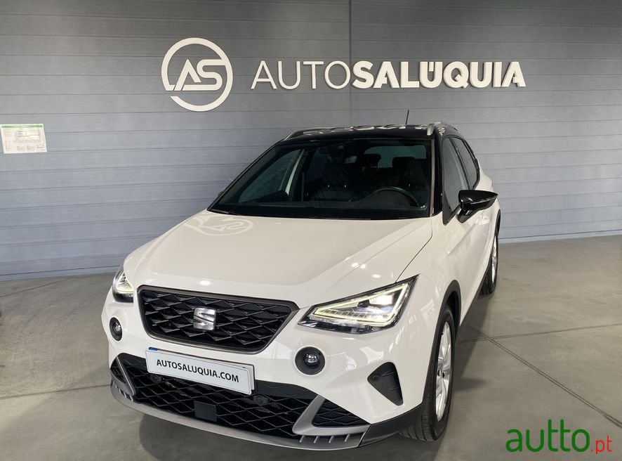 2022' SEAT Arona photo #1