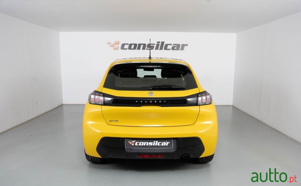 2020' Peugeot 208 1.2 Puretech Active photo #5