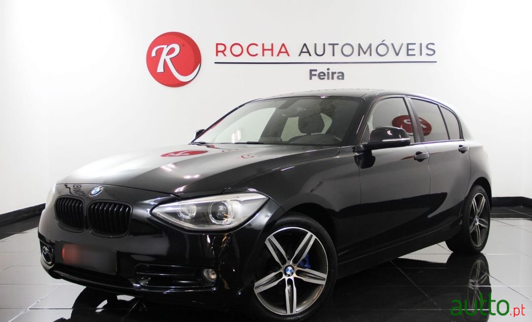 2011' BMW 120 photo #1