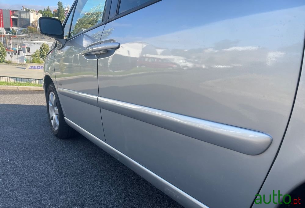 2007' Peugeot 807 2.0 Hdi Navteq photo #3