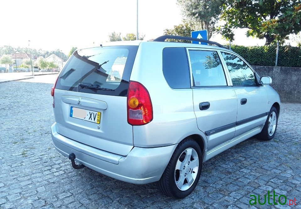 2004' Mitsubishi Space Star photo #4