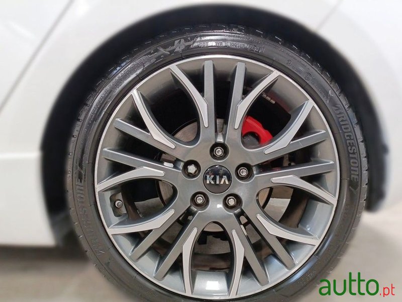 2015' Kia Ceed 1.6 T-Gdi Gt Top photo #6