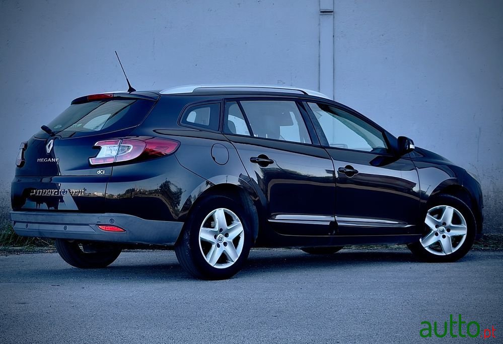 2014' Renault Mégane Sport Tourer photo #3