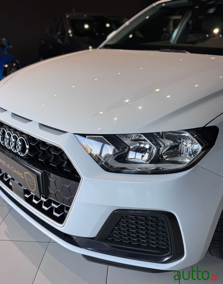 2023' Audi A1 Sportback photo #4