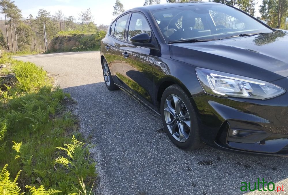 2021' Ford Focus photo #6