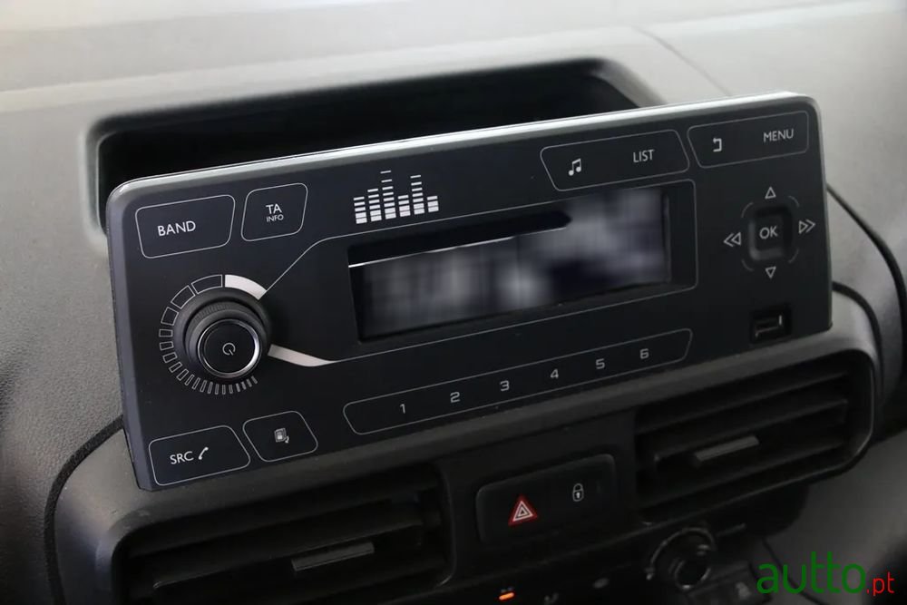 2021' Peugeot Partner photo #5