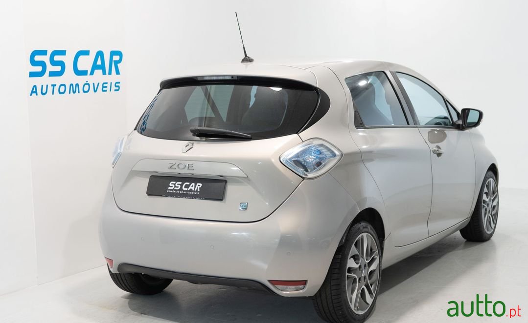 2013' Renault Zoe photo #2