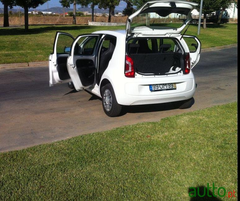 2014' Volkswagen Up! 1.0 photo #1