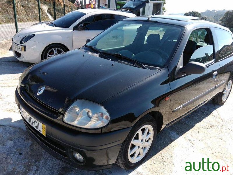 2000' Renault Clio 1,4 Si 16V photo #1