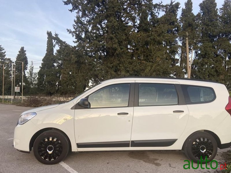 2020' Dacia Lodgy Tce 100 Gpf Start photo #4