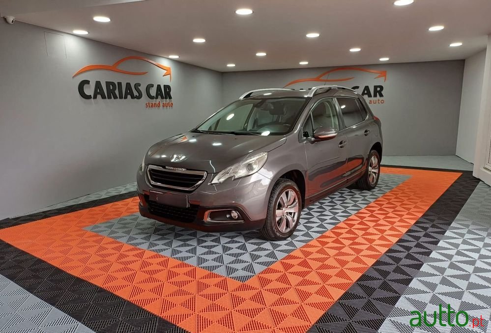 2015' Peugeot 2008 1.4 Hdi Allure photo #1