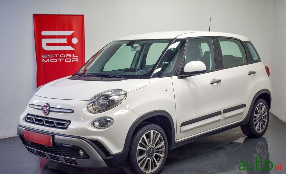 2019' Fiat 500L 1.3 Mj City Cross photo #1