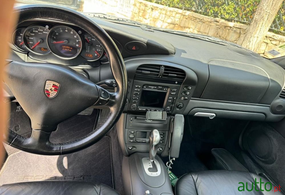 2002' Porsche 911 Carrera 4 photo #5