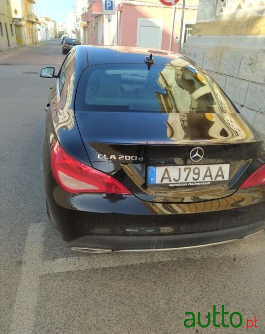 2018' Mercedes-Benz Cla-200 photo #4
