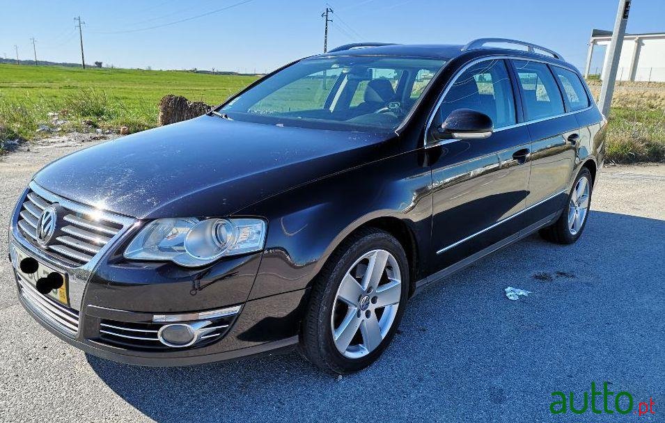 2006' Volkswagen Passat Variant photo #1