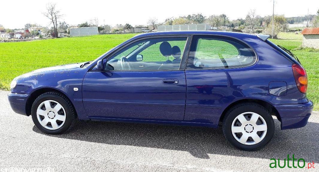 2000' Toyota Corolla Corola photo #2