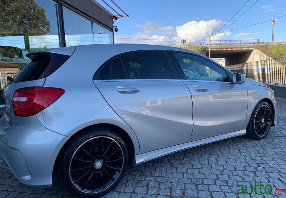 2013' Mercedes-Benz A-200 photo #3