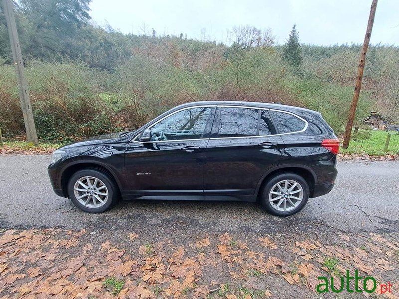 2017' BMW X1 18 D Sdrive photo #4