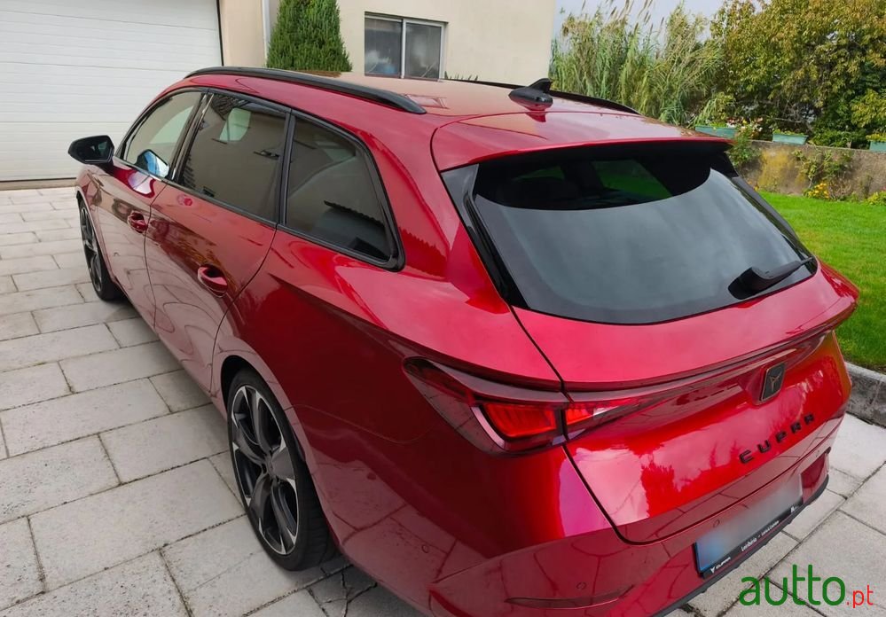 2023' Cupra Leon St 1.4 E-Hybrid Vz Dsg photo #2